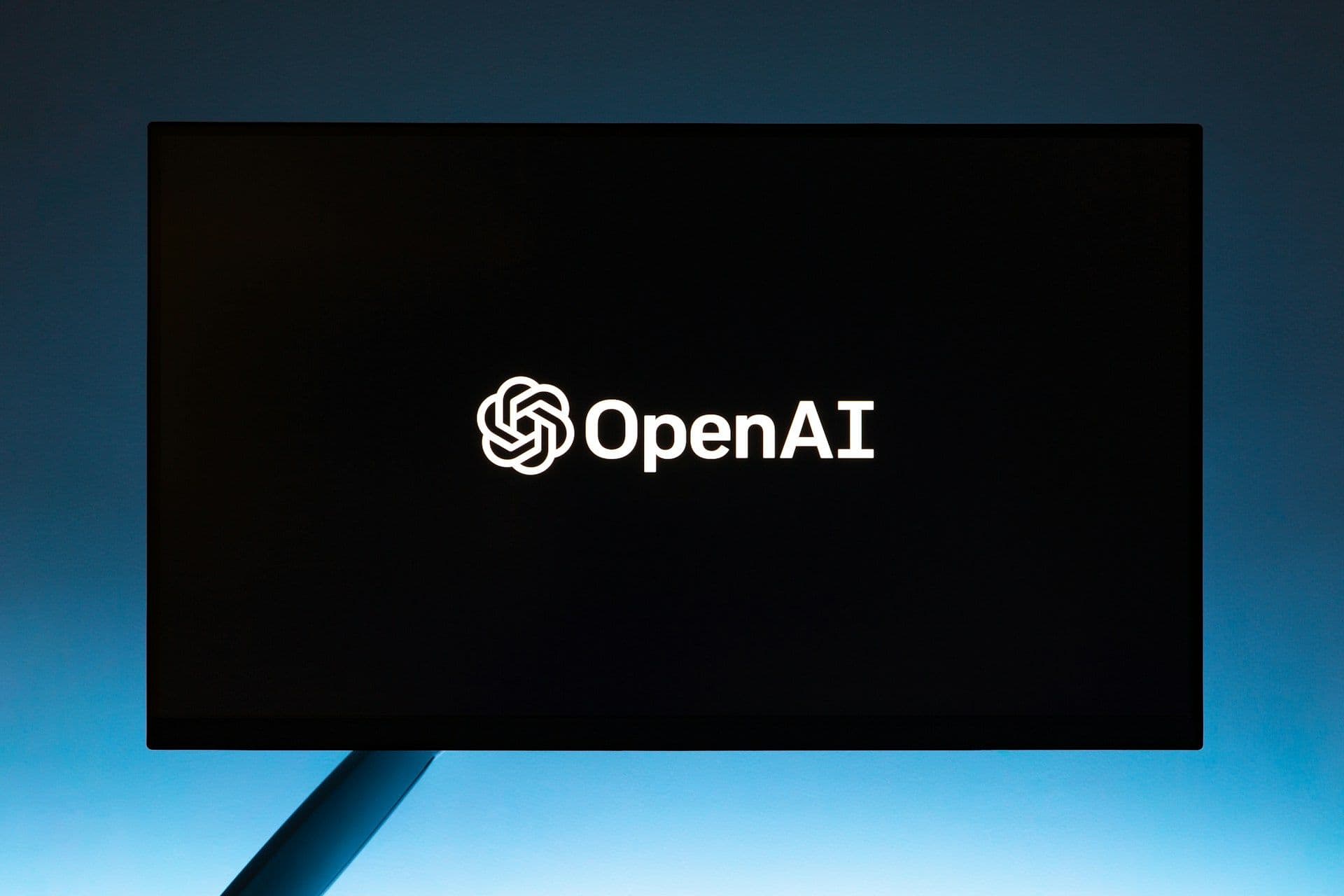 OpenAI Proposes 5% Government Stake to Ease Trump Administration Pressure