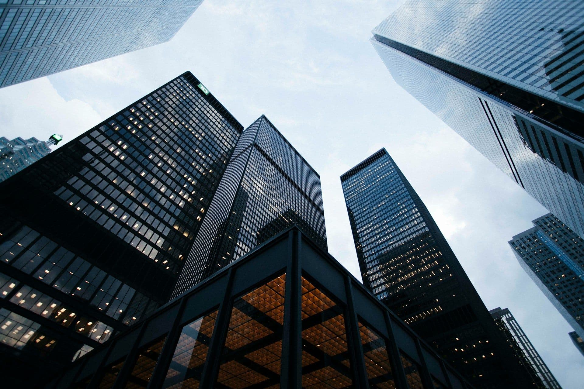 Anthropic Launches Ten AI Agent Templates for Financial Services
